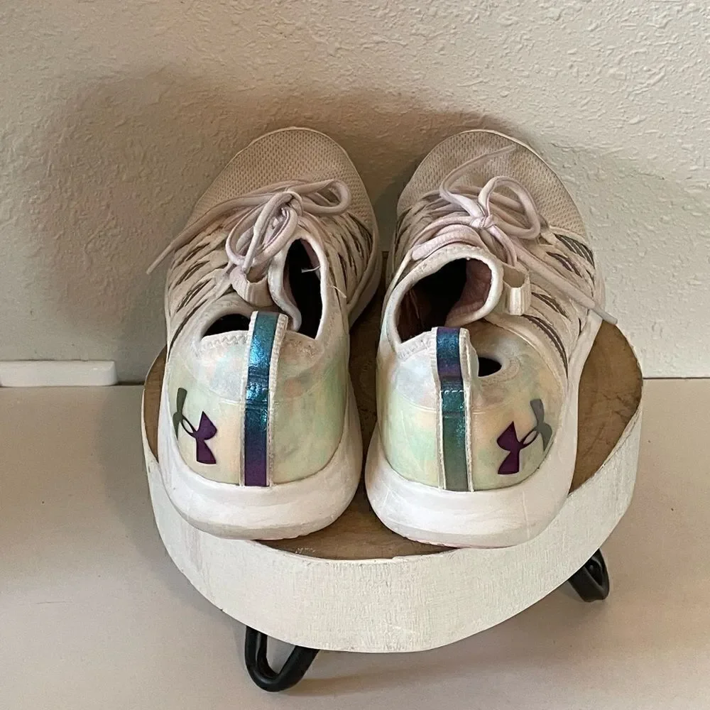 Pre-Loved Under Armour Youth Metallic Rainbow Sneakers Size 6Y